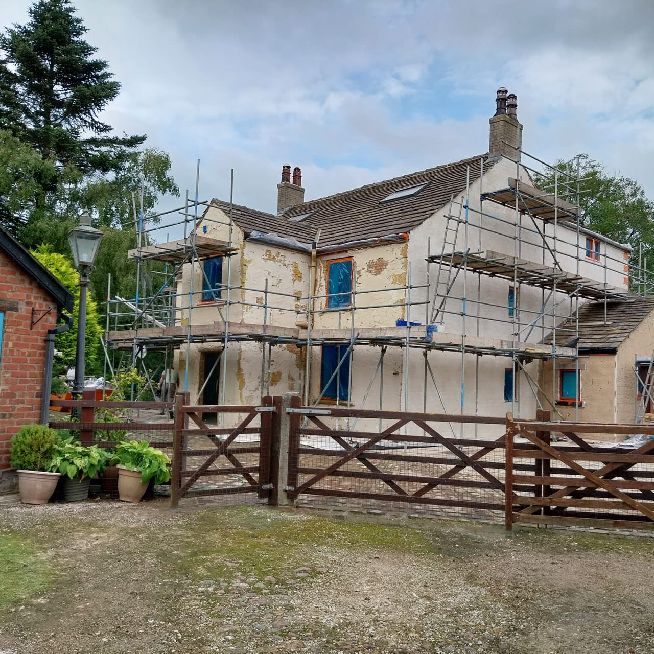 Restoration work with lime render on historical building in Preston
