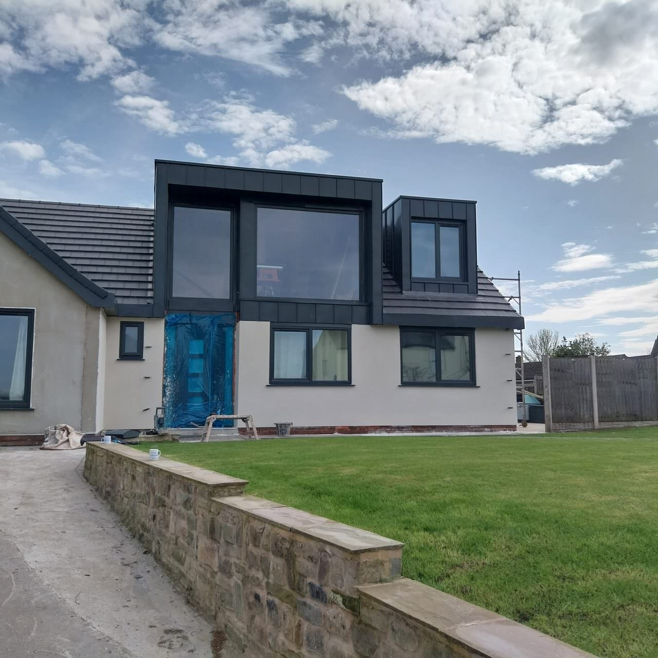 Monocouche finish on home rendering project in Preston