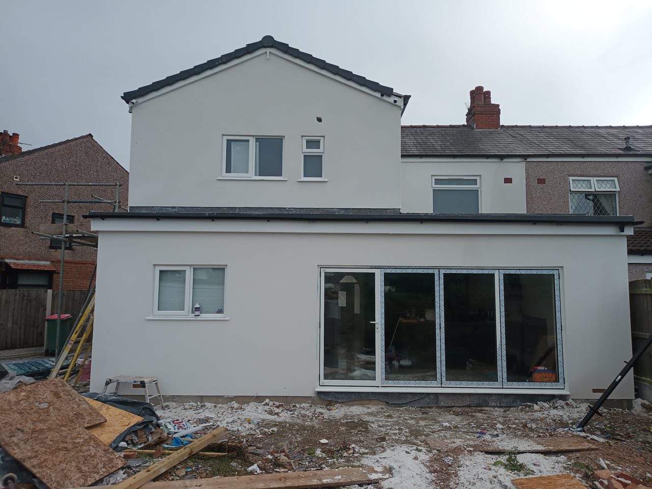 Pebbledash and K-Rend restoration on house in Preston
